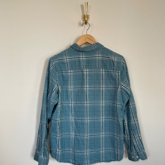 L.L. Bean Women's Plaid Button Down Shirt Blue MD - Picture 4 of 4